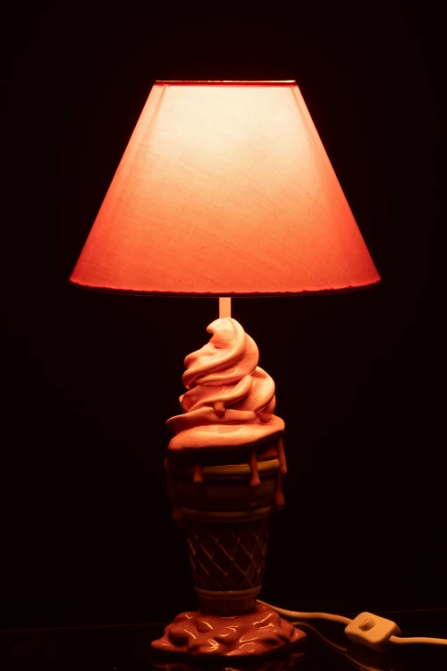 lampa stołowa ice cream różowa j-line