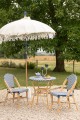 PARASOL OGRODOWY FLAVIE KREMOWO-GRANATOWY Z FRĘDZLAMI - J-LINE