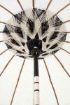 parasol ogrodowy boho kremowo- czarny z frędzlami