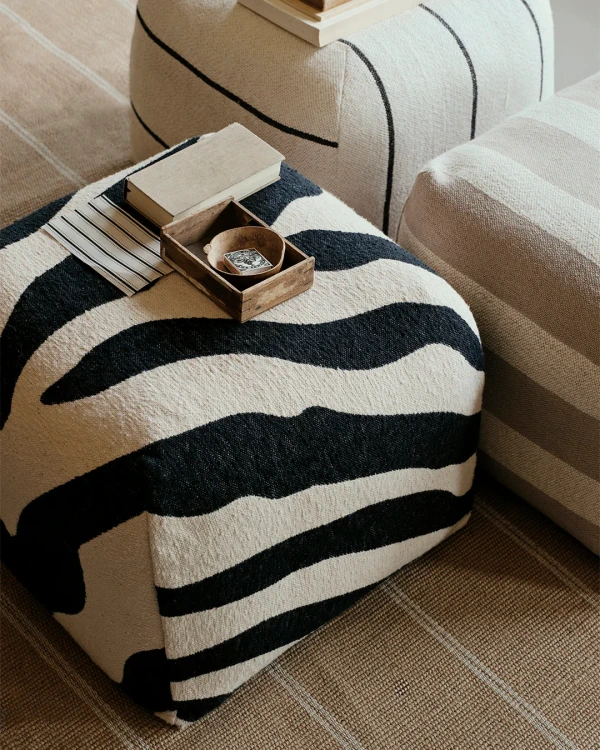 puf zebra biało-czarny broste copenhagen