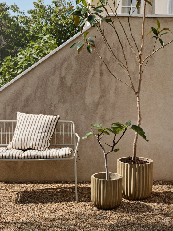 ławka ogrodowa eden beige grey broste copenhagen6.jpg