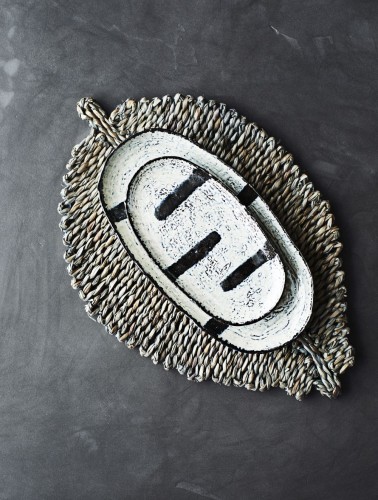 Talerz ceramiczny z kamionki owal boho Madam Stoltz 2