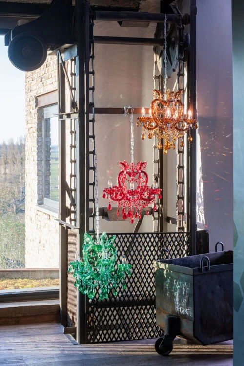 żyrandol lampa glamour czerwona j-line