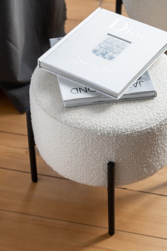 stołek boucle biały j-line