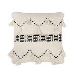 Poduszka z fredzlami i wzorem boho J-Line by Jolipa